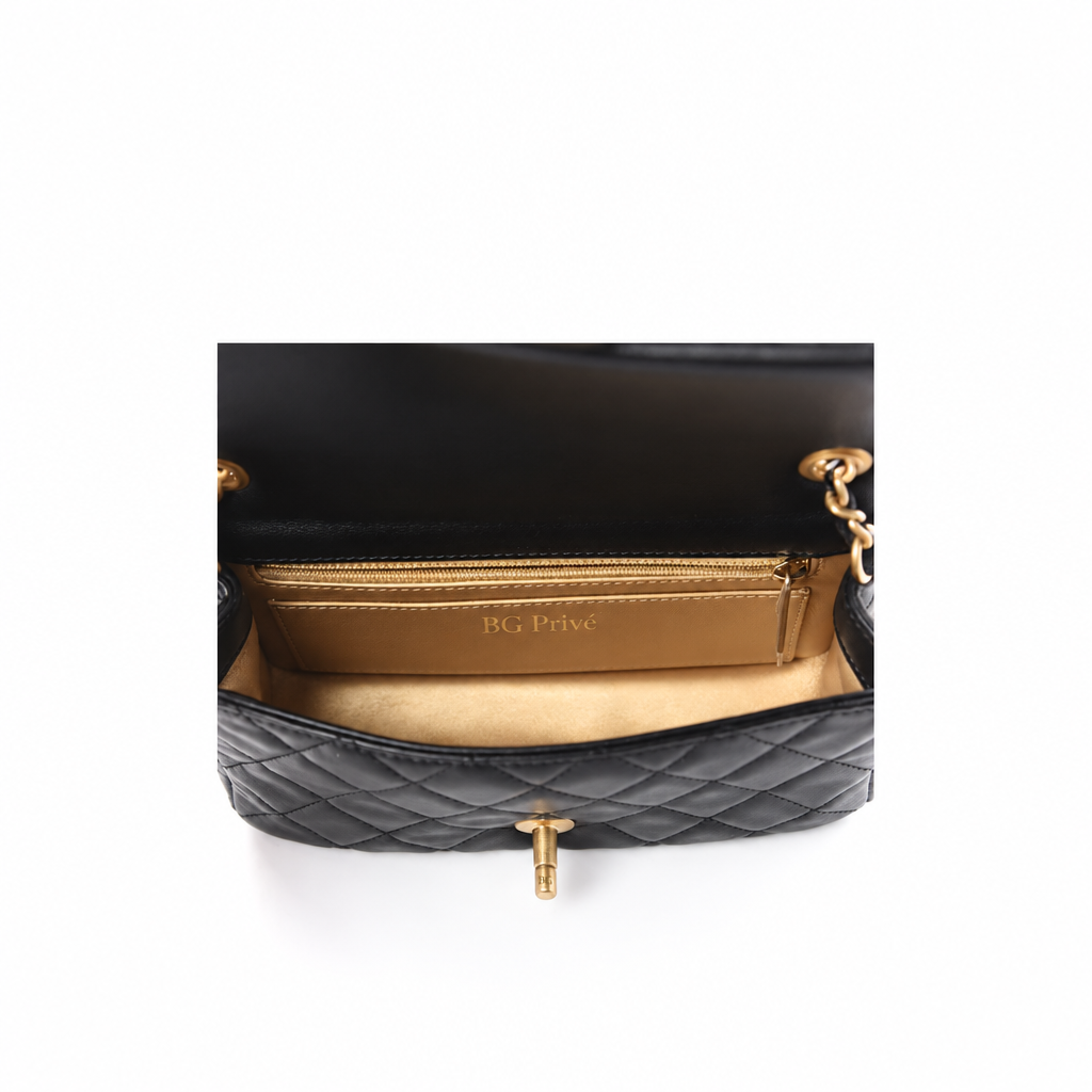 Lambskin Quilted Mini Pearl Crush Flap Bag