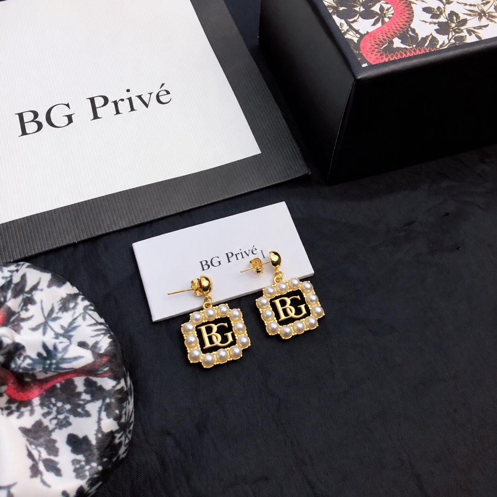 Pearl Square Drop Earrings
