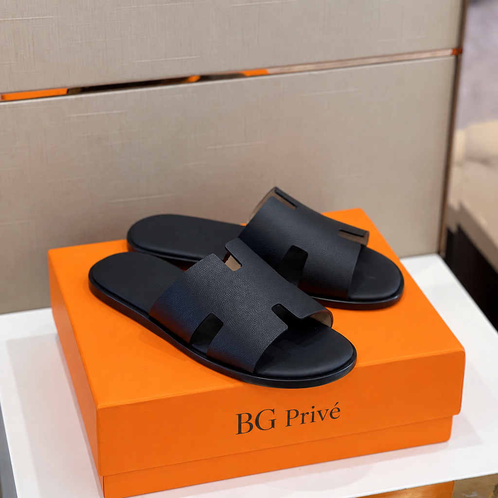 Izmir Sandal in Black Calfskin
