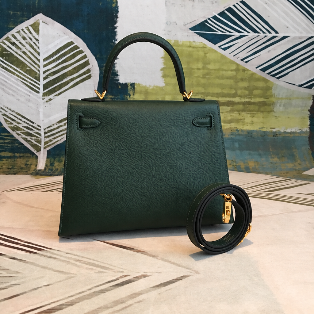 Kelly 25 Sellier Handbag – Dark Green with Gold-Tone Hardware