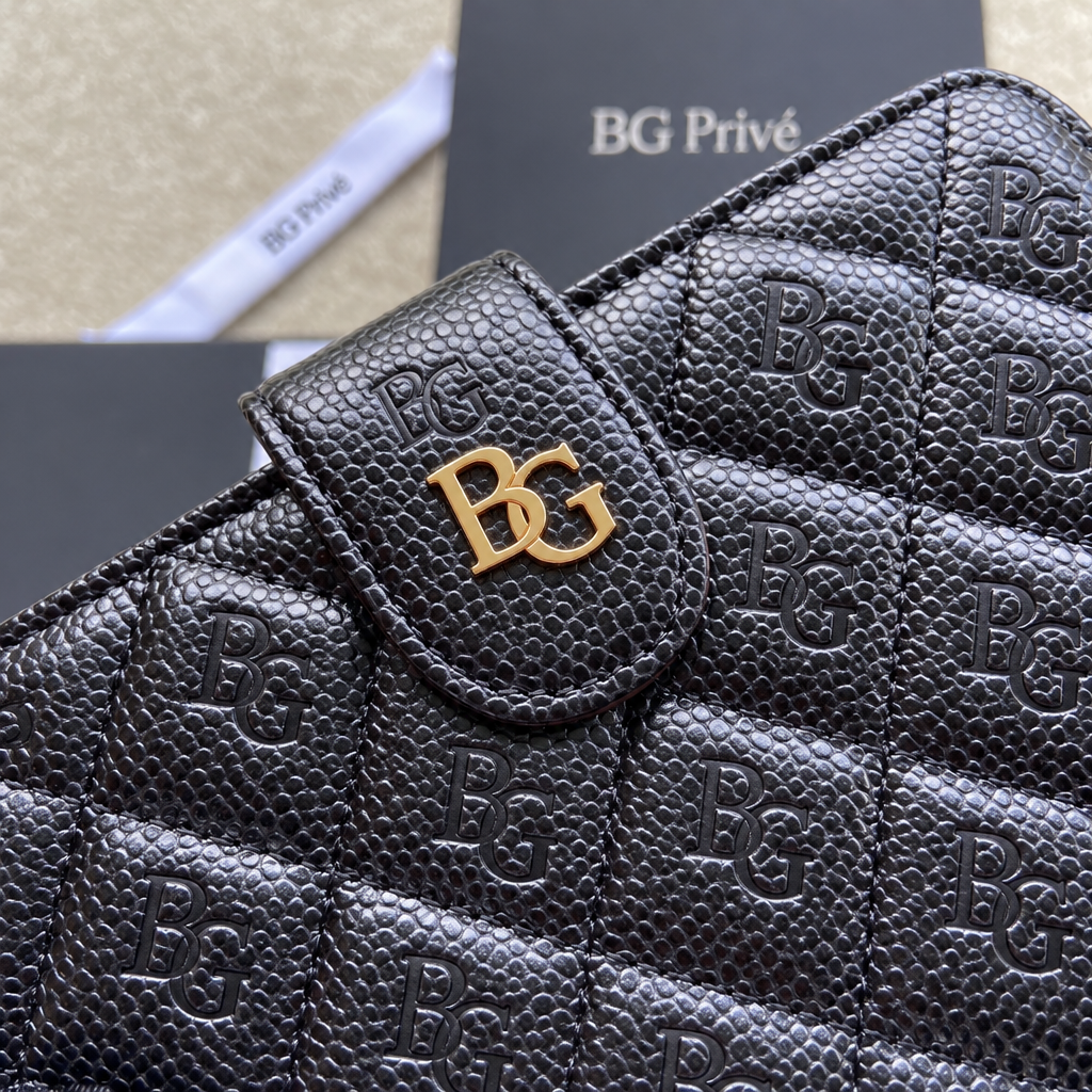 Timeless Classic Medium Wallet in Black Caviar Leather