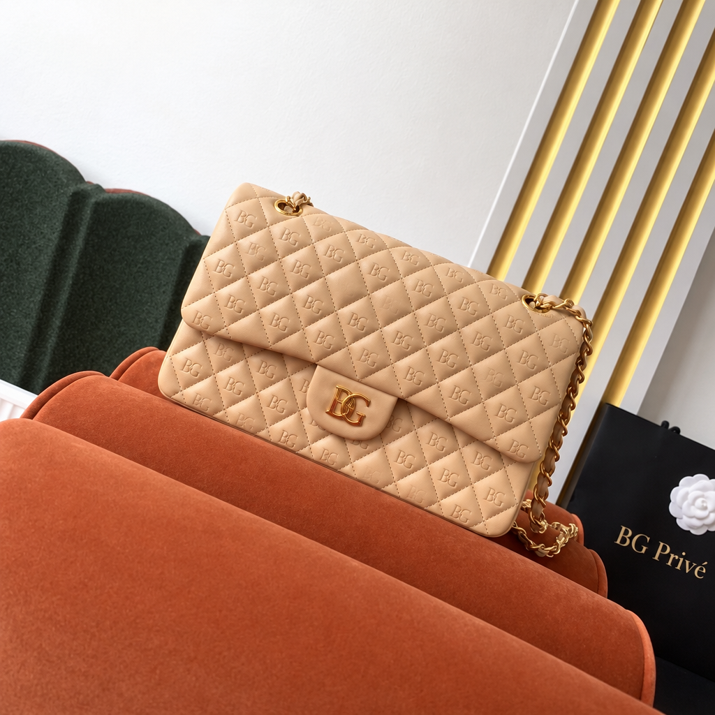 Classic Flap Medium Classic 11.12 Handbag in Beige with Gold-Tone Hardware