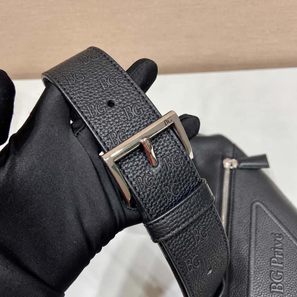 Cross Leather Bag 2VZ098 Black Leather Sling Bag