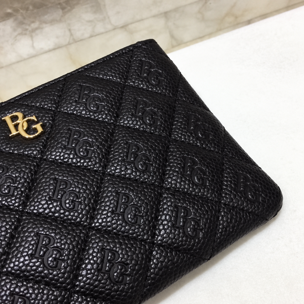 Mini O Case Zip Pouch Black Quilted Caviar-Style Leather