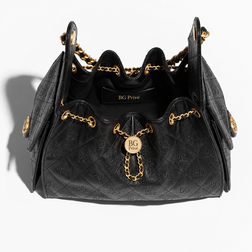 25 Small Handbag in Black Grained Calfskin