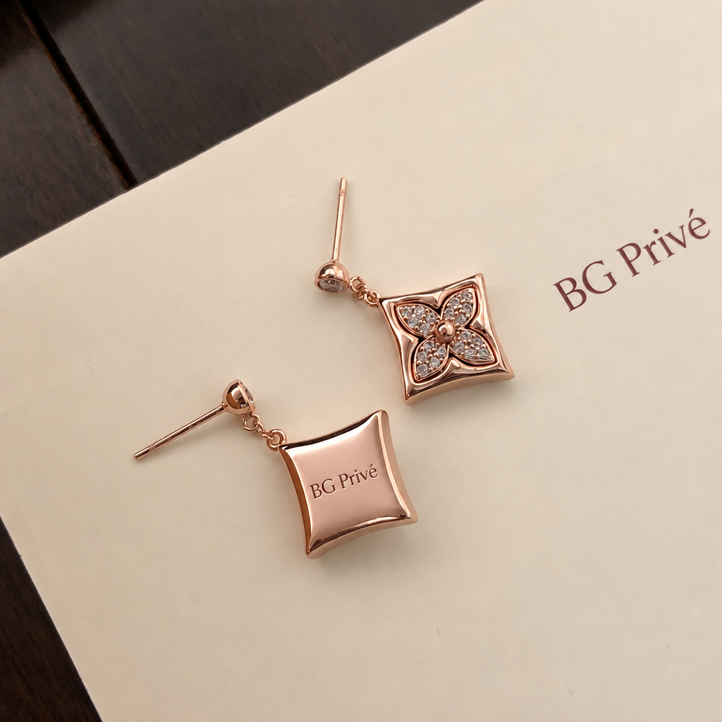 Color Blossom BB Star Earrings in Pink Gold and Diamonds