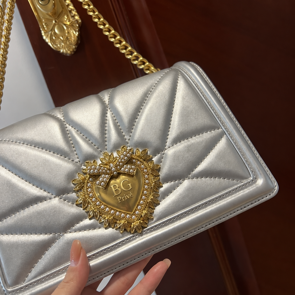 Dolce &amp; Gabbana Devotion Bag – Large Quilted Mordore Nappa, Silver
