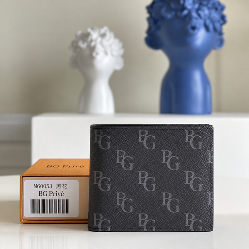 Amerigo-Style Wallet in Monogram Eclipse