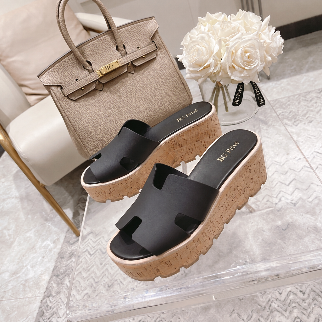 Eze 30 Sandal in Noir