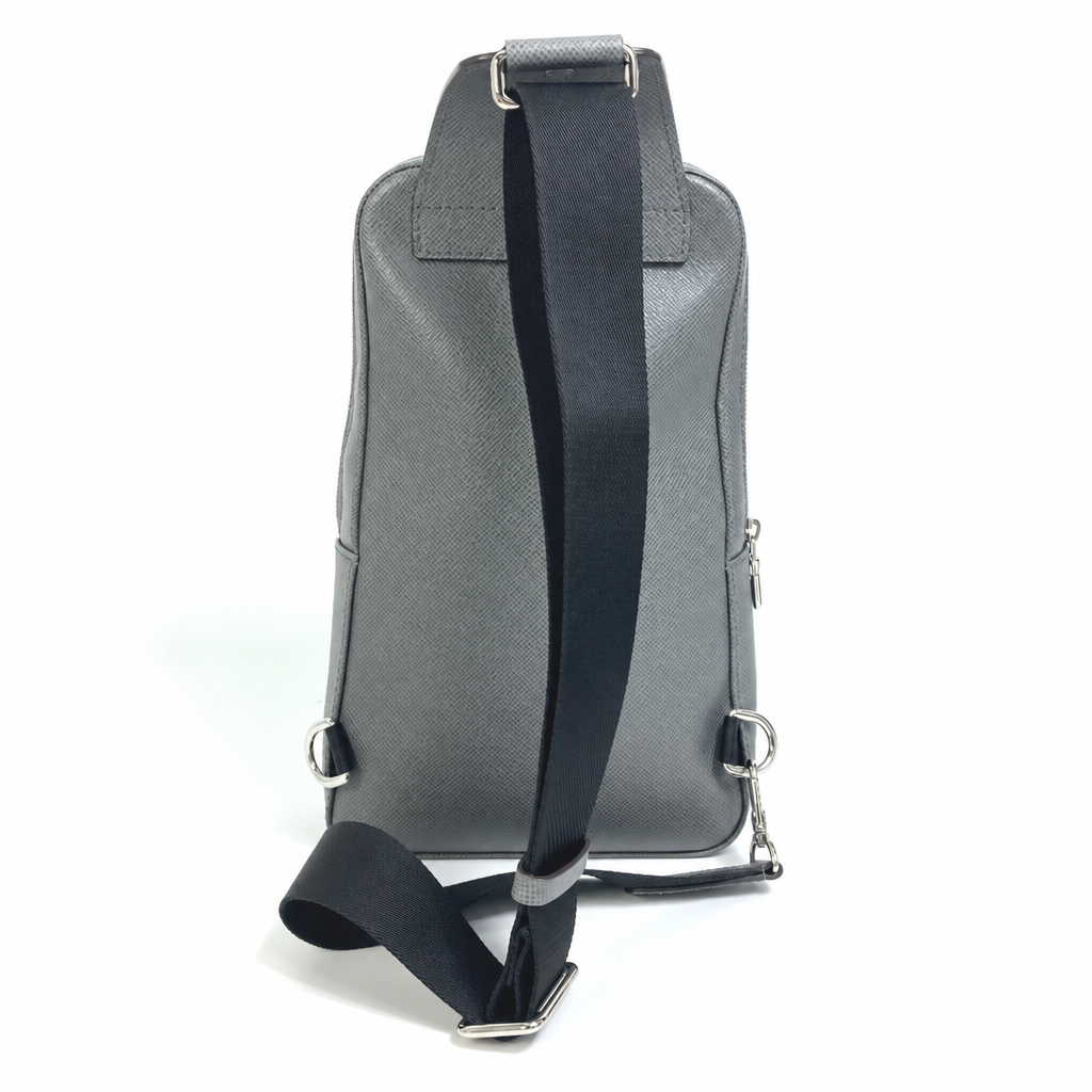Avenue Bag in Gris Taiga Leather