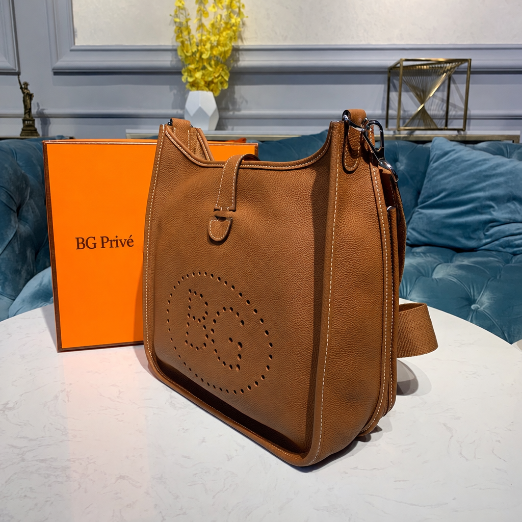 Evelyne PM / 29 Bag in Warm Tan-Brown