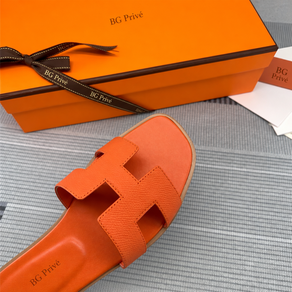 Oran Sandal in Bright Orange, EU 38