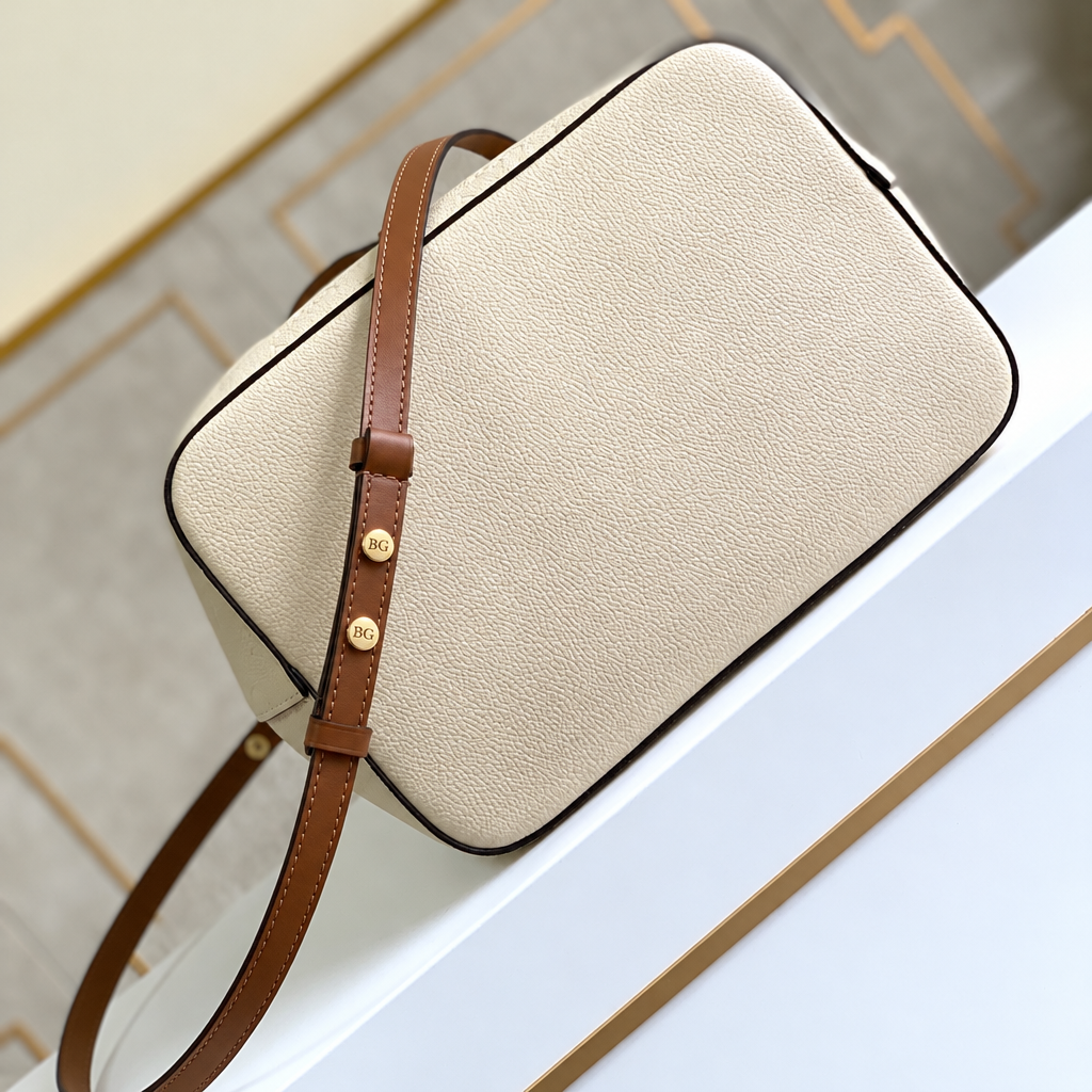 NeoNoe MM Cream Monogram Empreinte Bucket Bag