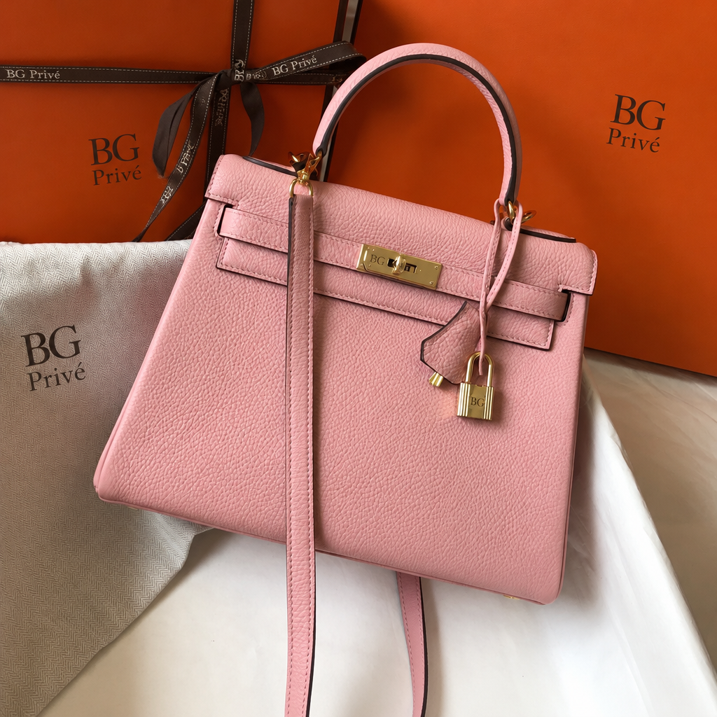 Kelly 28 Retourné-Style Bag in Light Pink