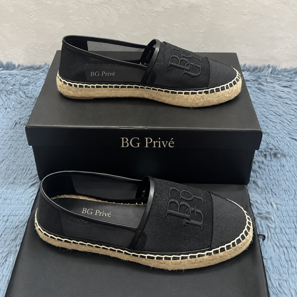 Interlocking Logo Canvas Espadrilles in Black