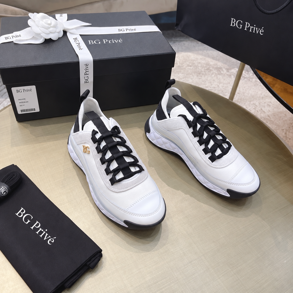 Low Top Sneakers in Velvet Calfskin &amp; Mixed Fibers, Ivory/Black