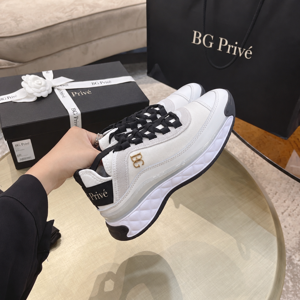 Low Top Sneakers in Velvet Calfskin &amp; Mixed Fibers, Ivory/Black