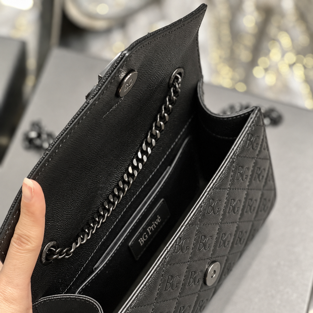 Envelope Small Bag in Black Mix Matelassé Leather