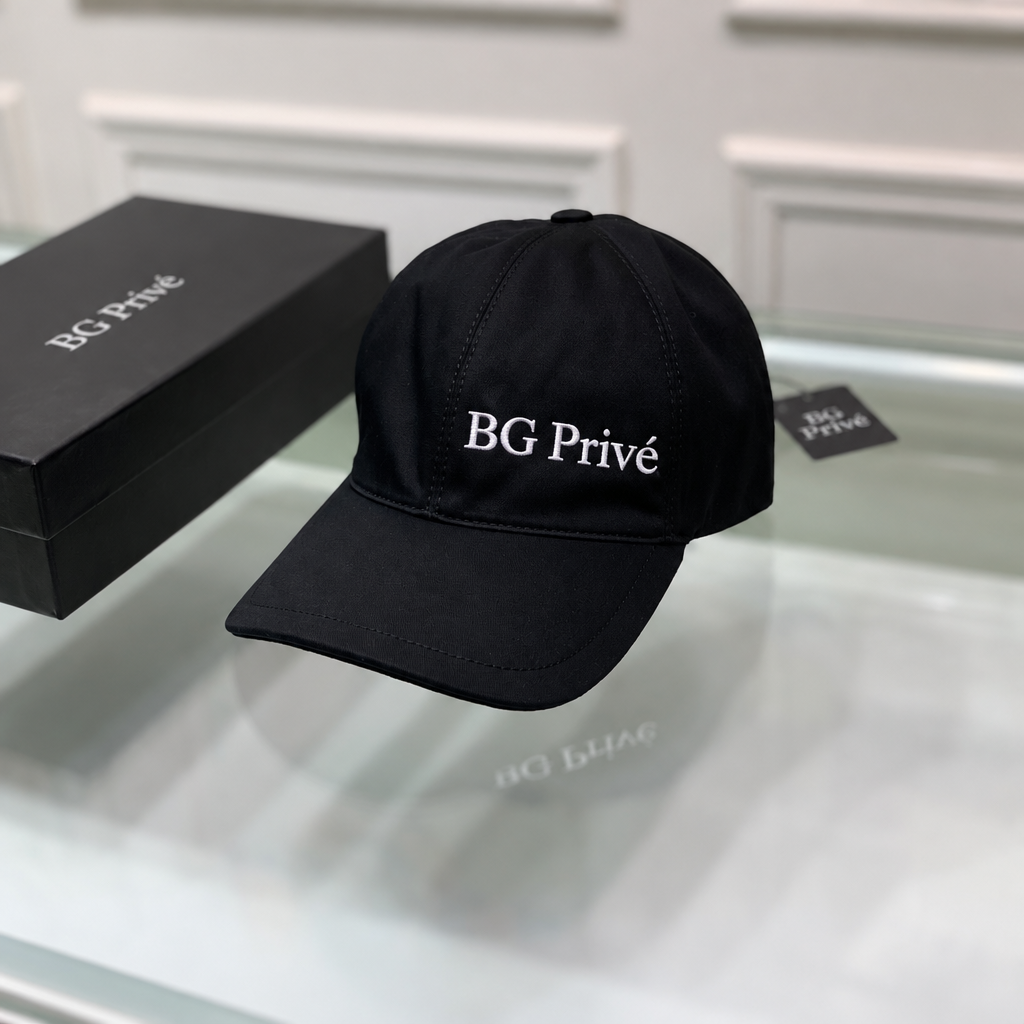 Interlocking Logo Baseball Cap
