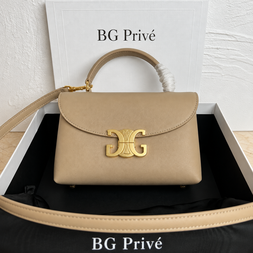 Nino Bag Teen in Supple Grained Calfskin, Cappuccino