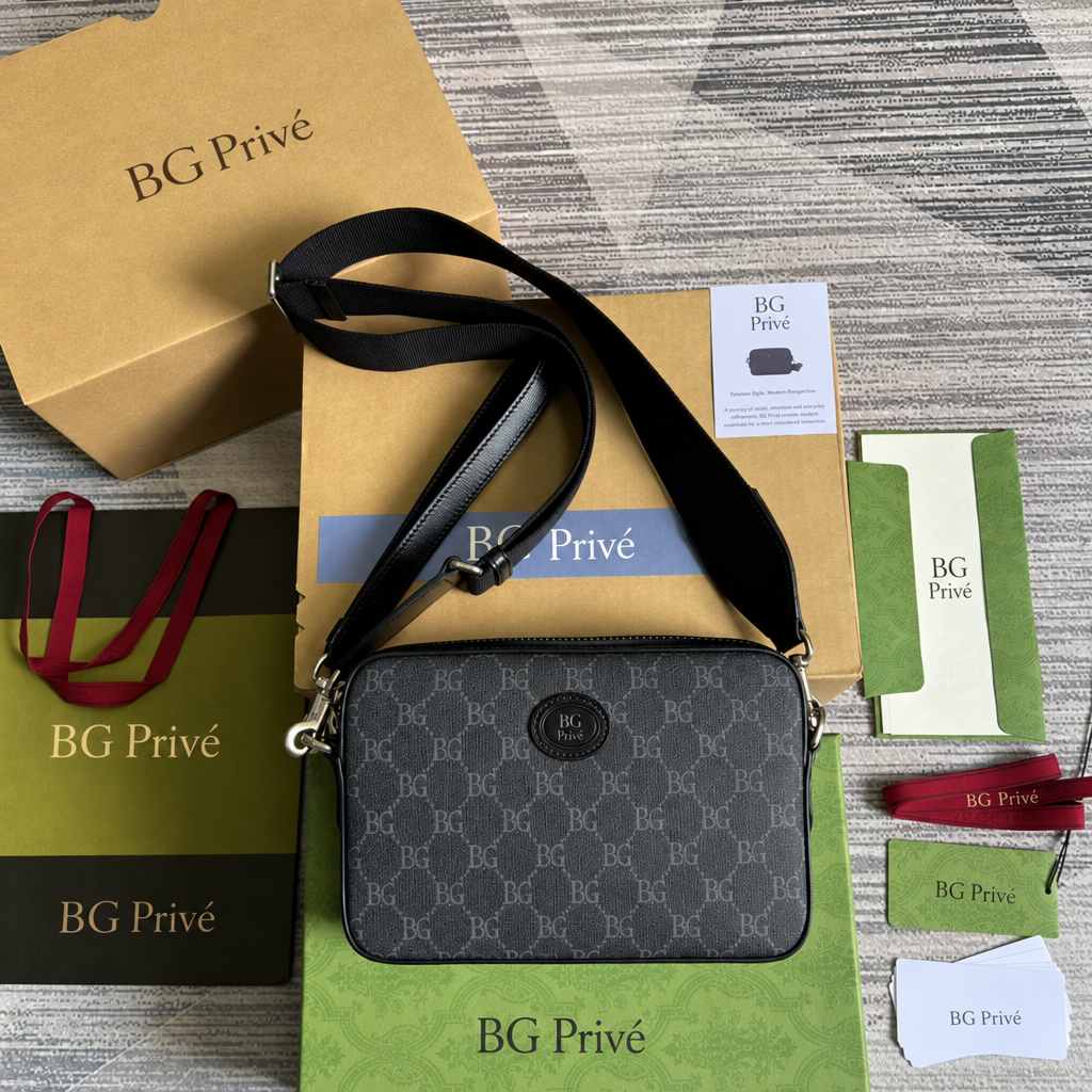 Interlocking G Shoulder Bag