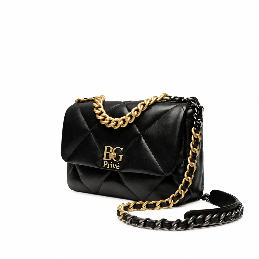 19 Handbag in Black Shiny Lambskin