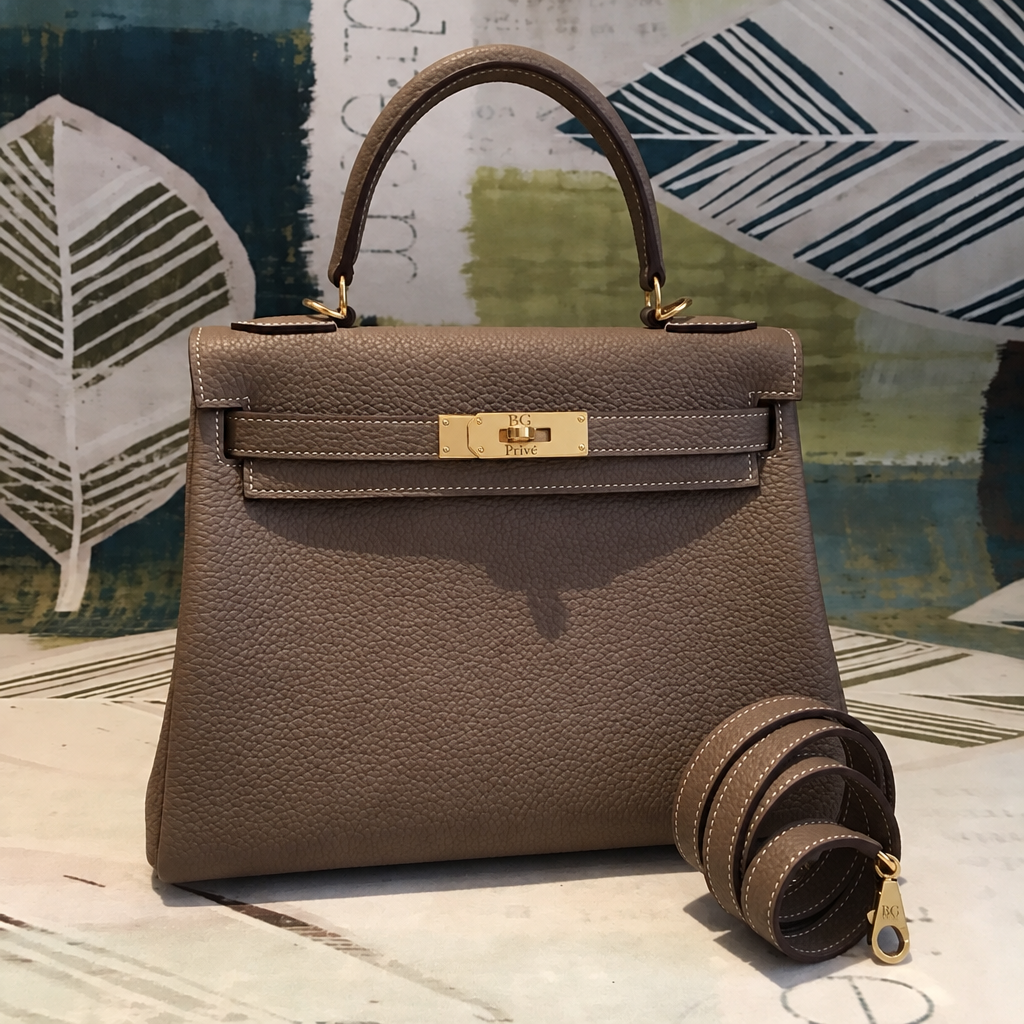 Kelly 28 Retourné Bag in Taupe-Greige Grained Leather