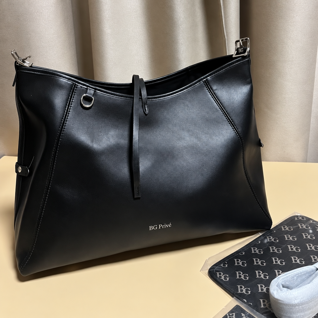 CarryAll Vibe MM Shoulder Bag x Murakami M13105
