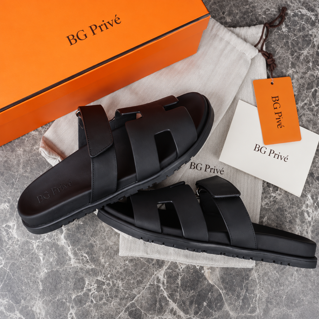 Chypre Sandals in Black for Women