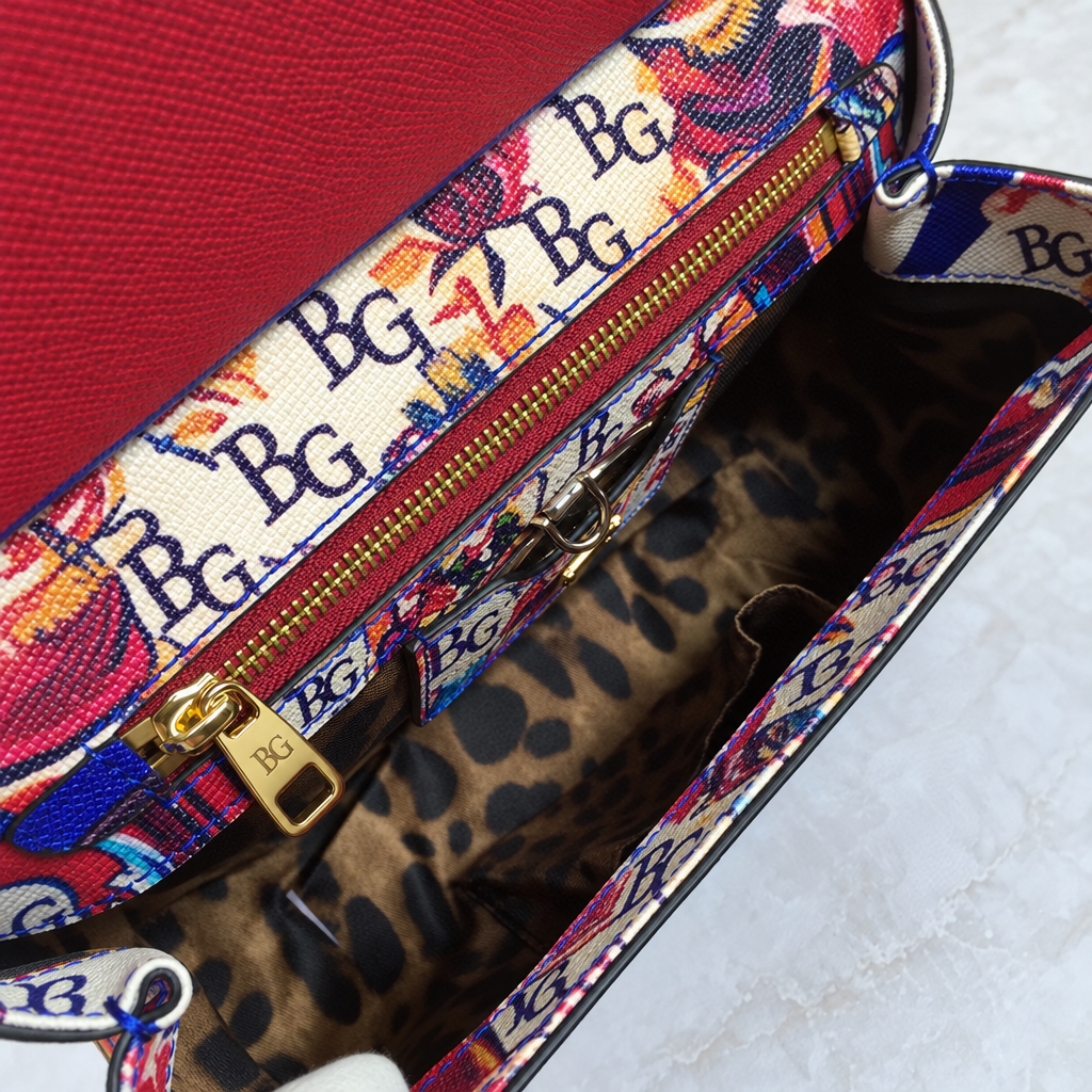 Dolce &amp; Gabbana Teatro dei Pupi Miss Sicily Bag