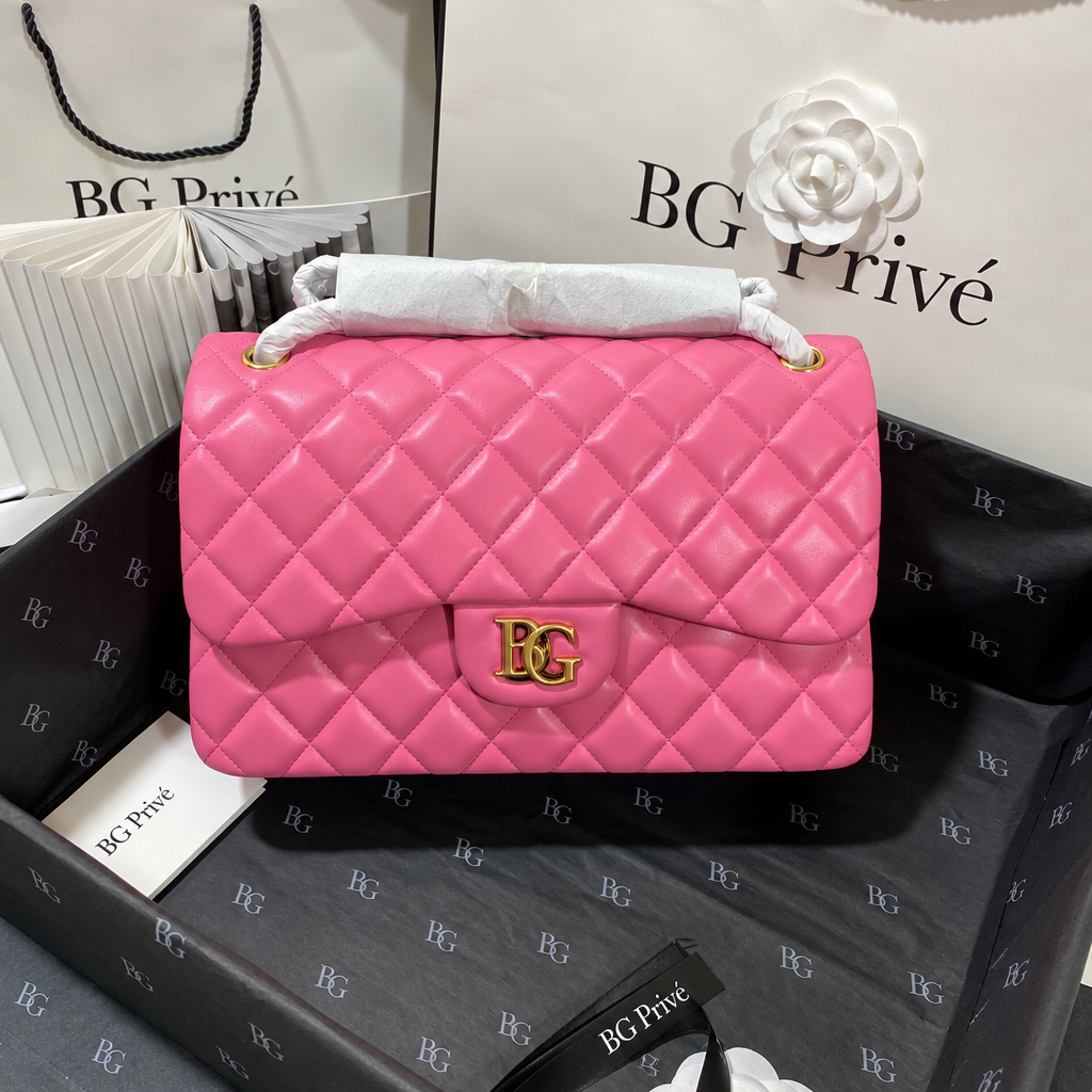 Jumbo Classic Flap Bag Large in Bright Pink Leather