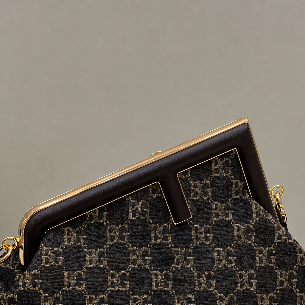 First Midi Jacquard Fabric Bag