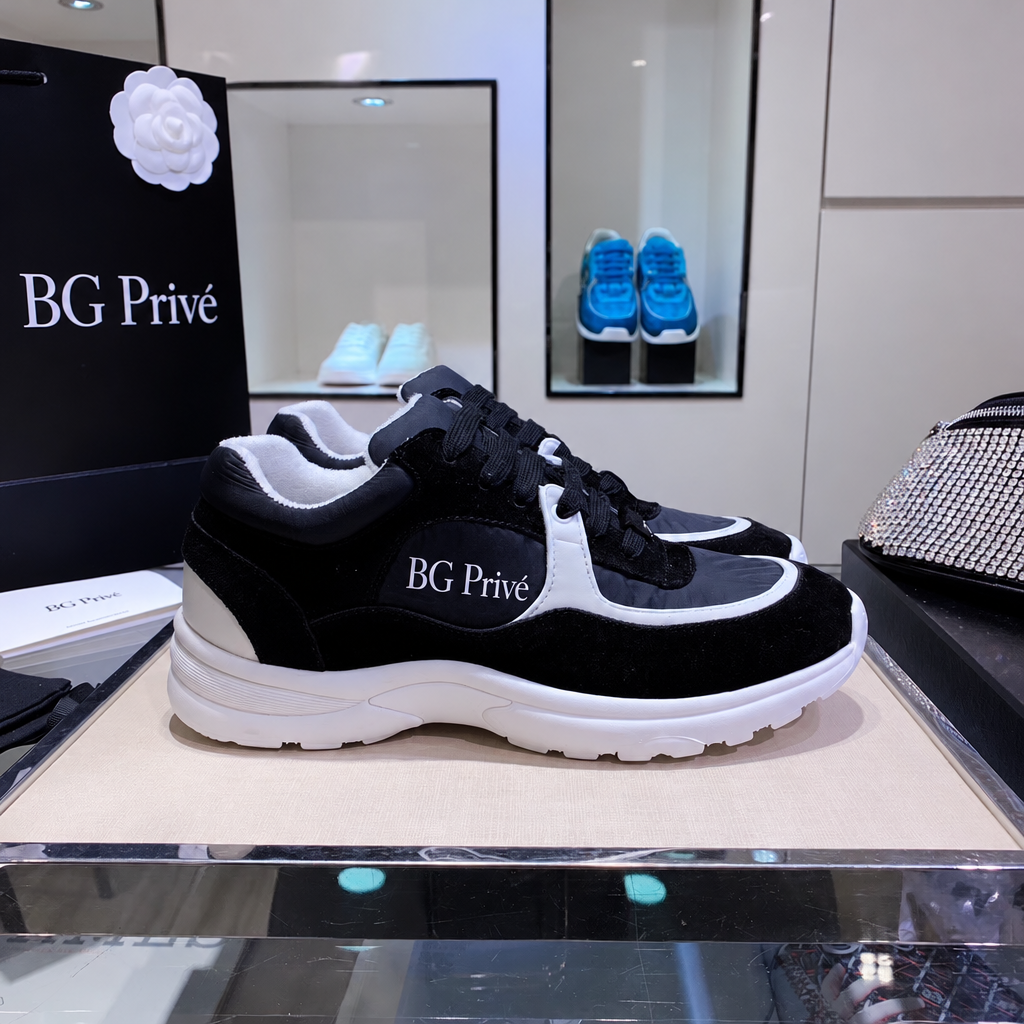 Sneakers G26582 Monogram Trainer