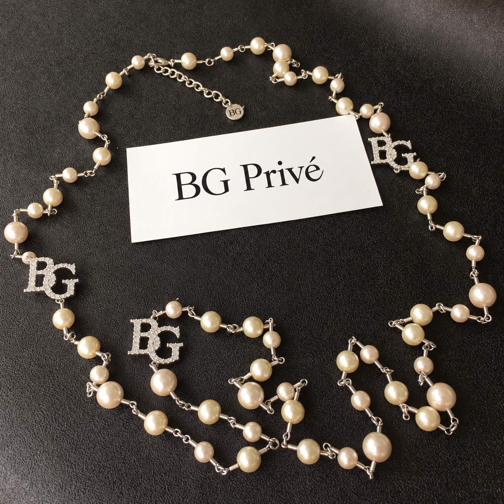 Pearl Necklace in Silver &amp; Pearly White – Five Sautoir