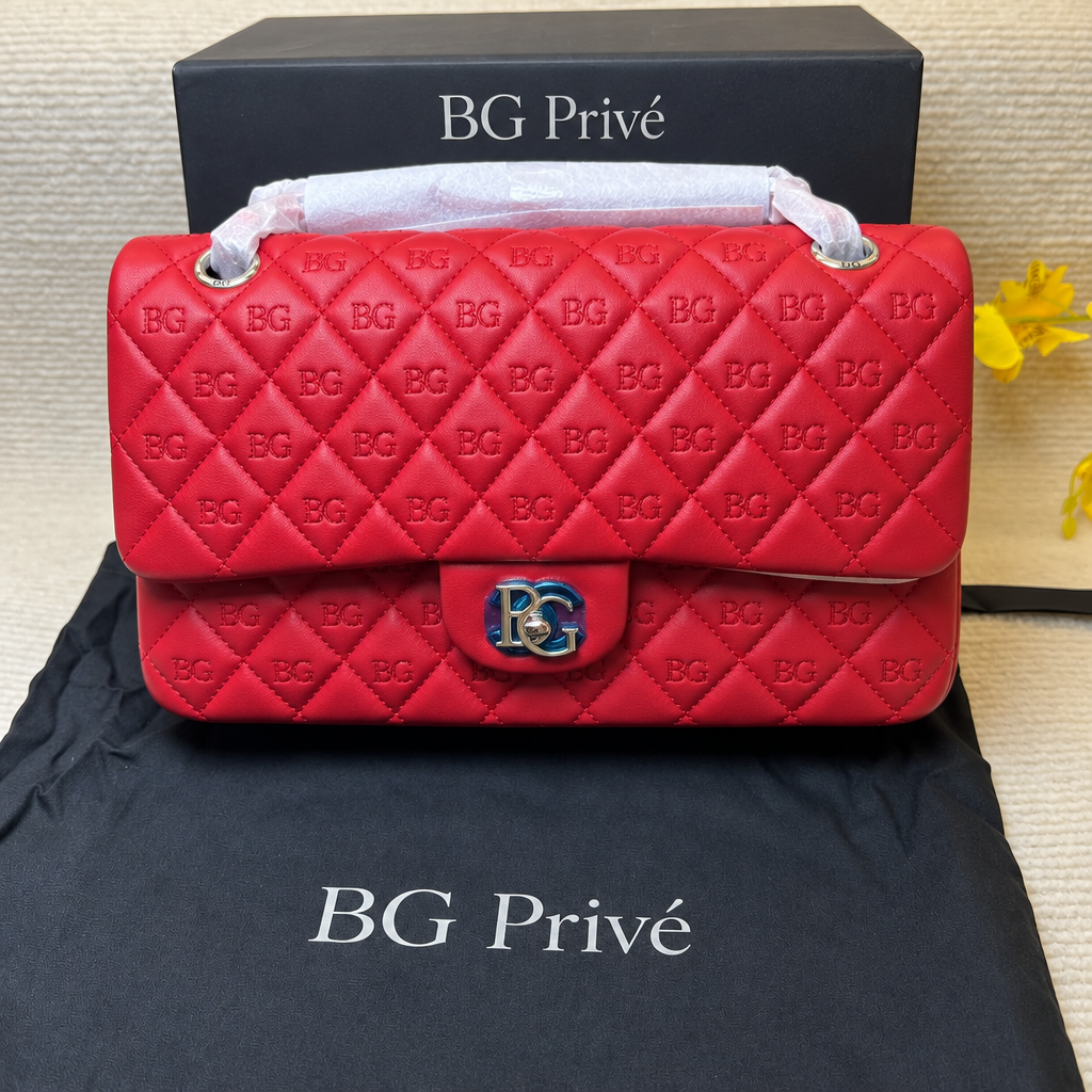 Classic Flap Medium 11.12 Handbag – Red Quilted Leather