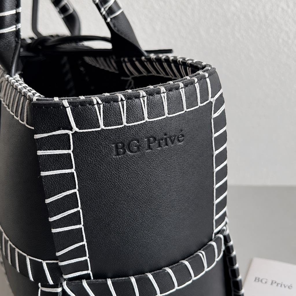 Bottega Arco Tote – Small Arco Bag in Black