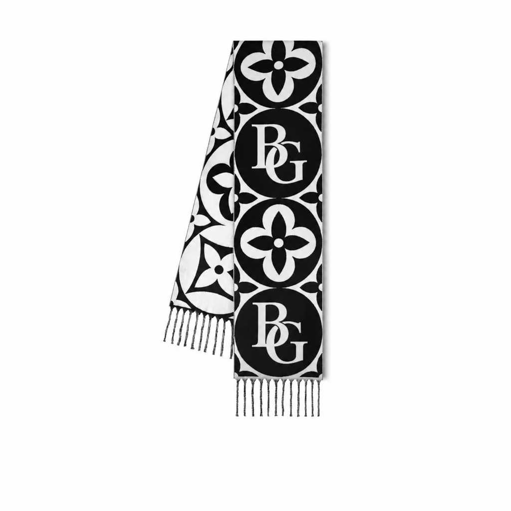 Medallion Scarf Black 92.5in/235cm M79212