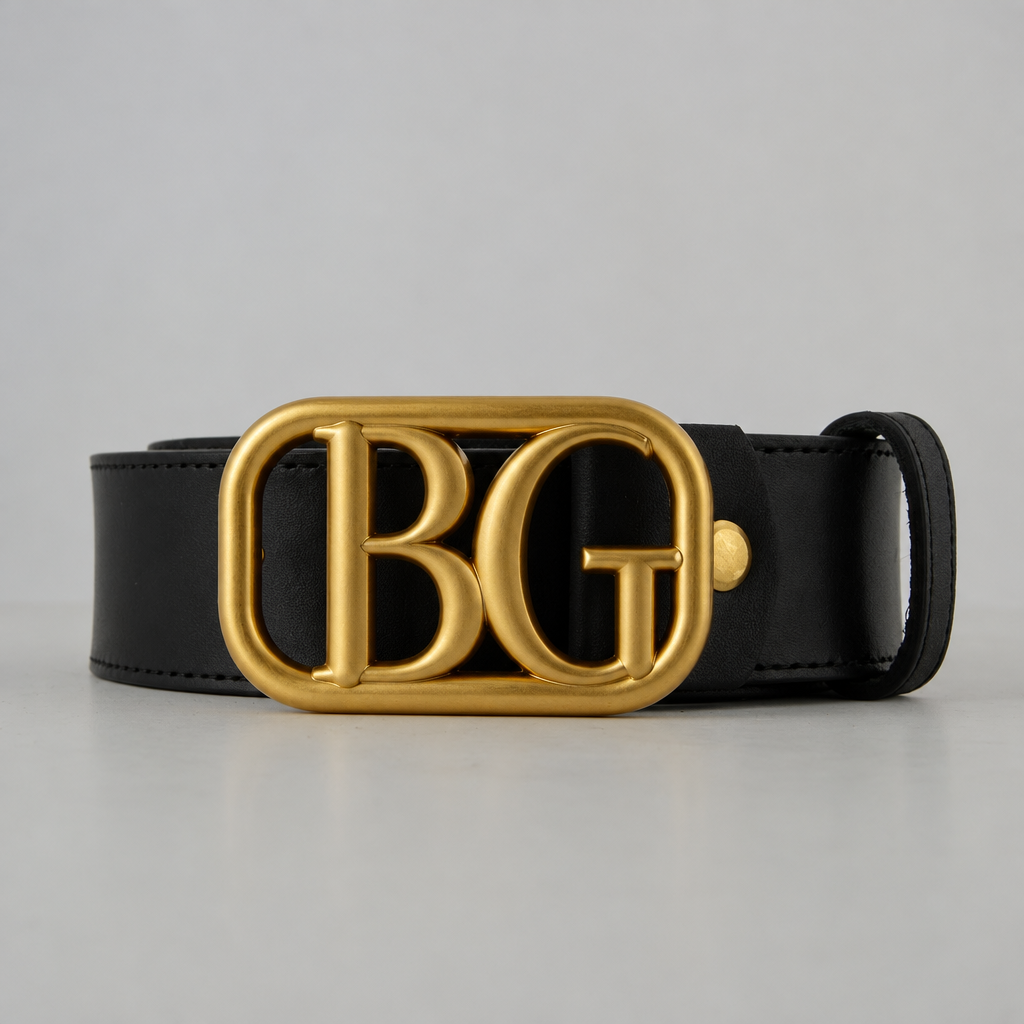 Garavani VLogo Signature Belt – Black Leather, Antique Gold-Tone Buckle
