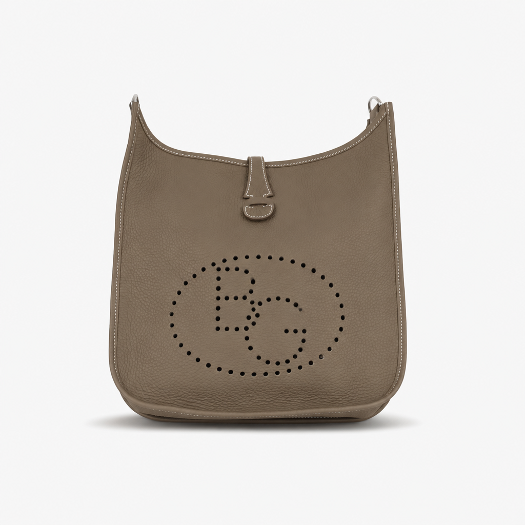 Evelyne 29 PM Bag in Étoupe Taurillon Clemence