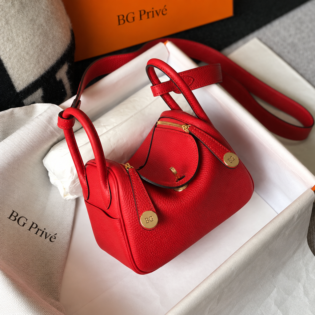 Lindy Mini Bag in Bright Red