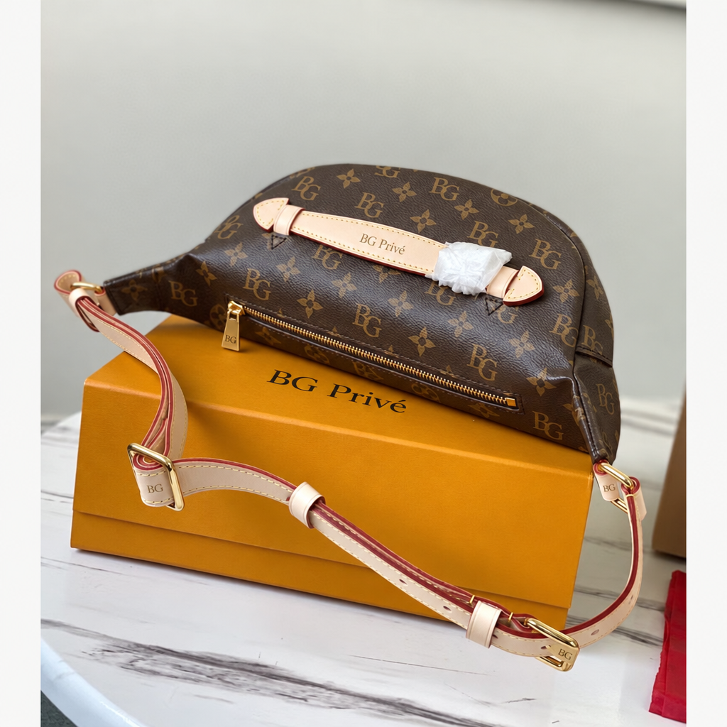 Bumbag in Monogram Canvas M43644