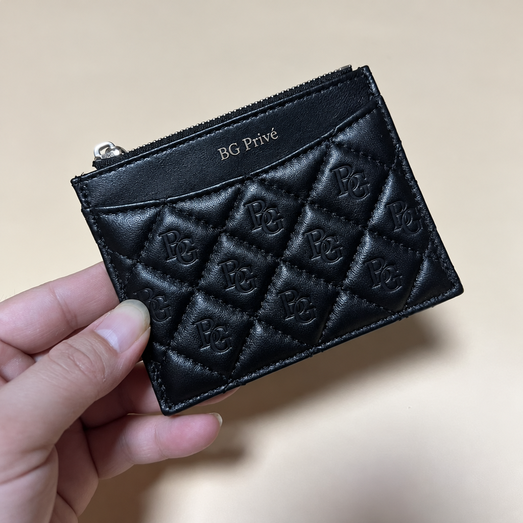 Diamond-Quilted Zip Card Holder / Card Phone Holder