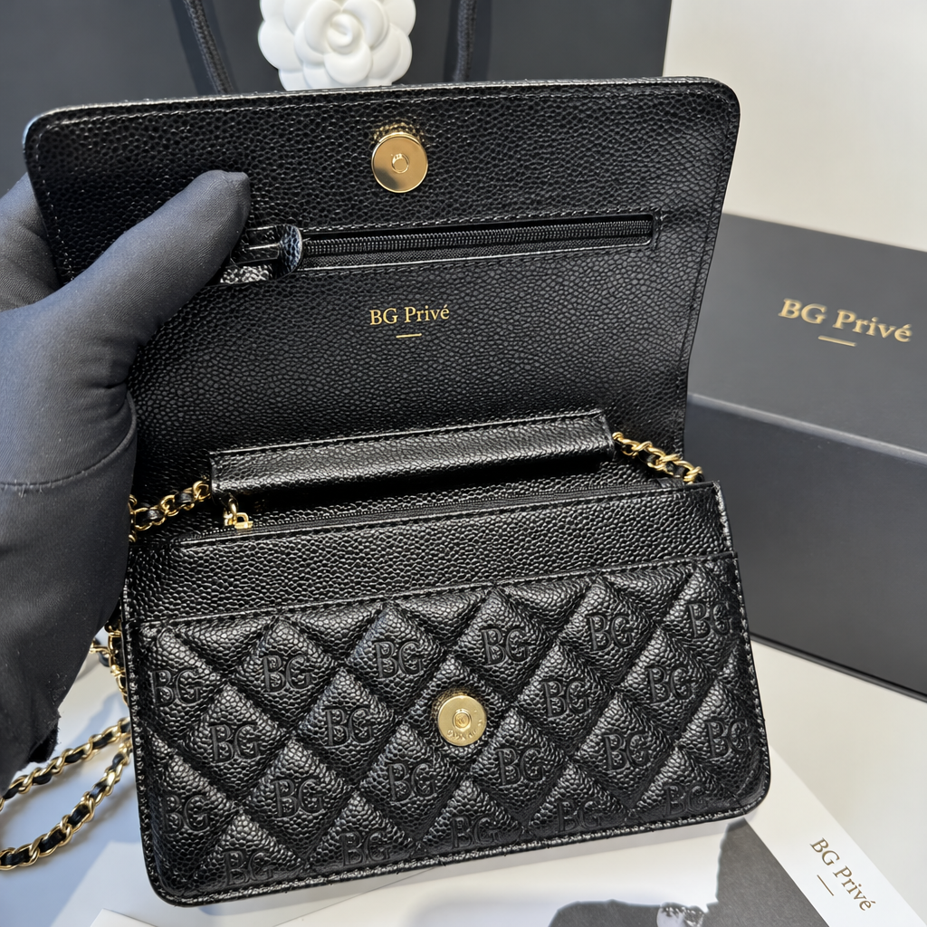 Classic Wallet on Chain in Black Grained Calfskin with Gold-Tone Hardware
