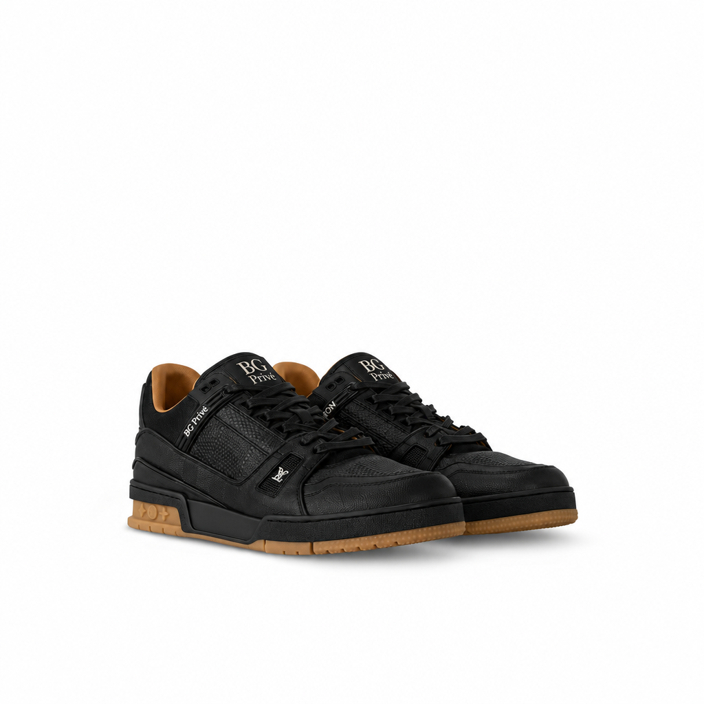 Trainer Sneaker in Black