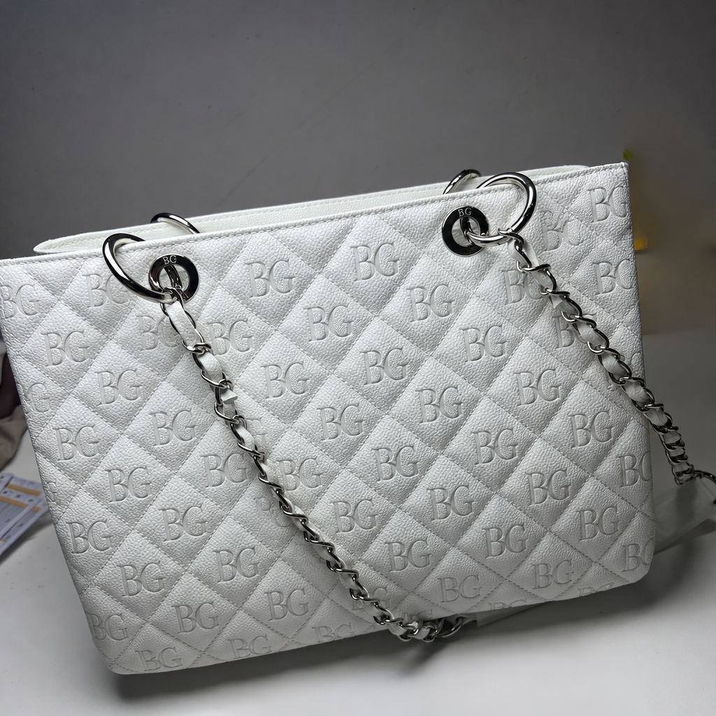 GST Grand Shopping Tote in White Caviar Leather with Silver-Tone Hardware