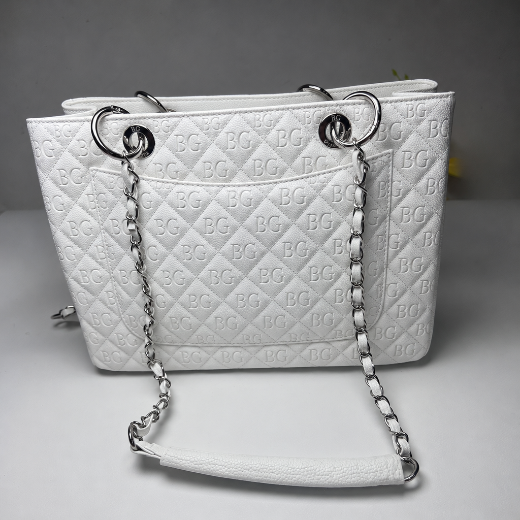 GST Grand Shopping Tote in White Caviar Leather with Silver-Tone Hardware