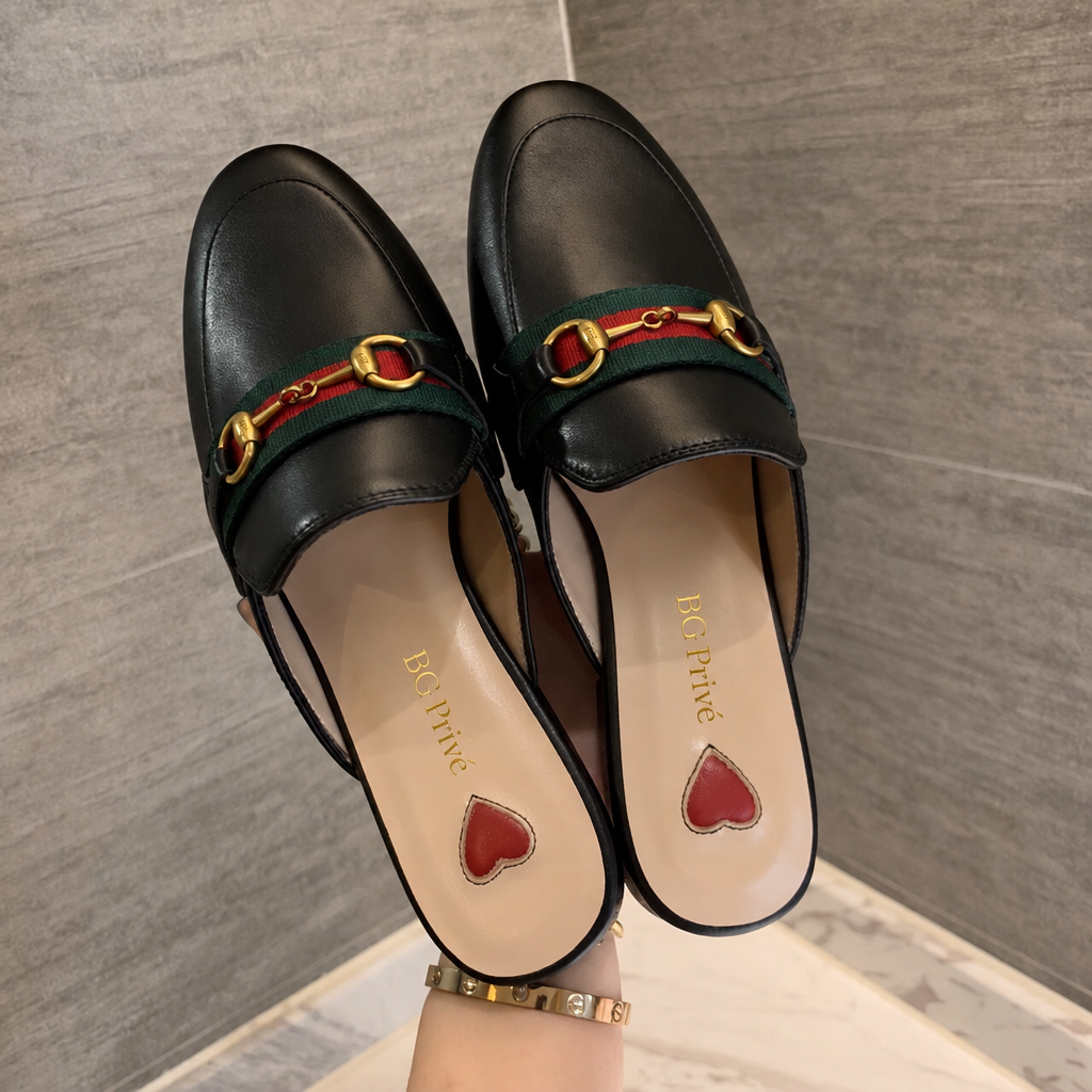 Princetown Mules in Black Leather with Web – Women's EU 36