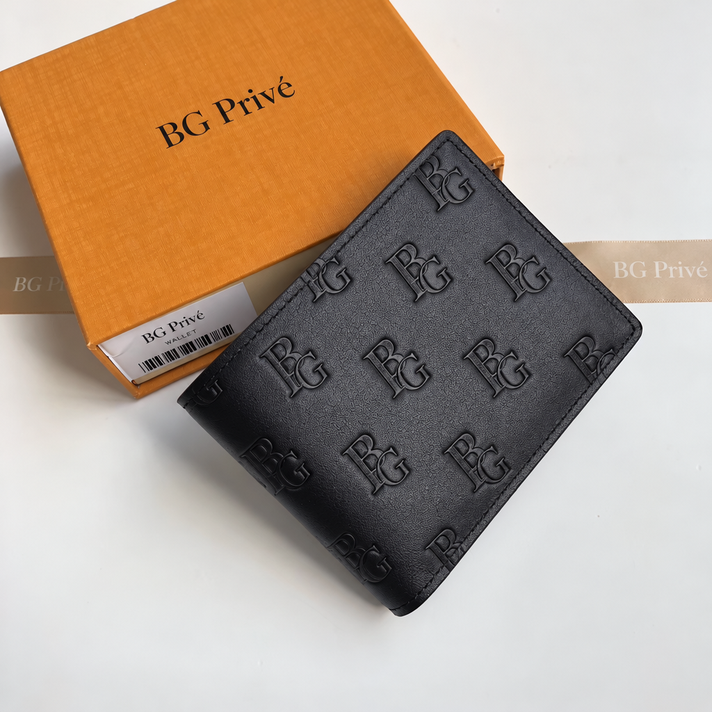 Multiple Wallet in Monogram Shadow Black