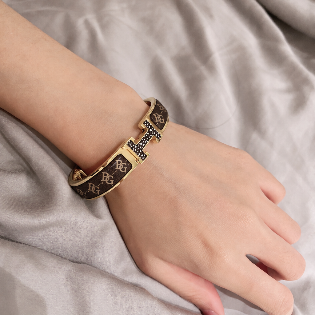 Clic H Les Leopards Bracelet, Printed Black Enamel, PM