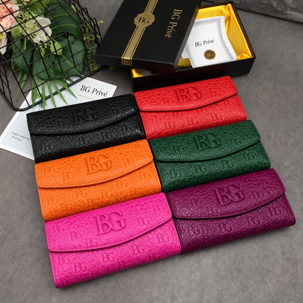 Women's Tri-Fold Wallet Clutch